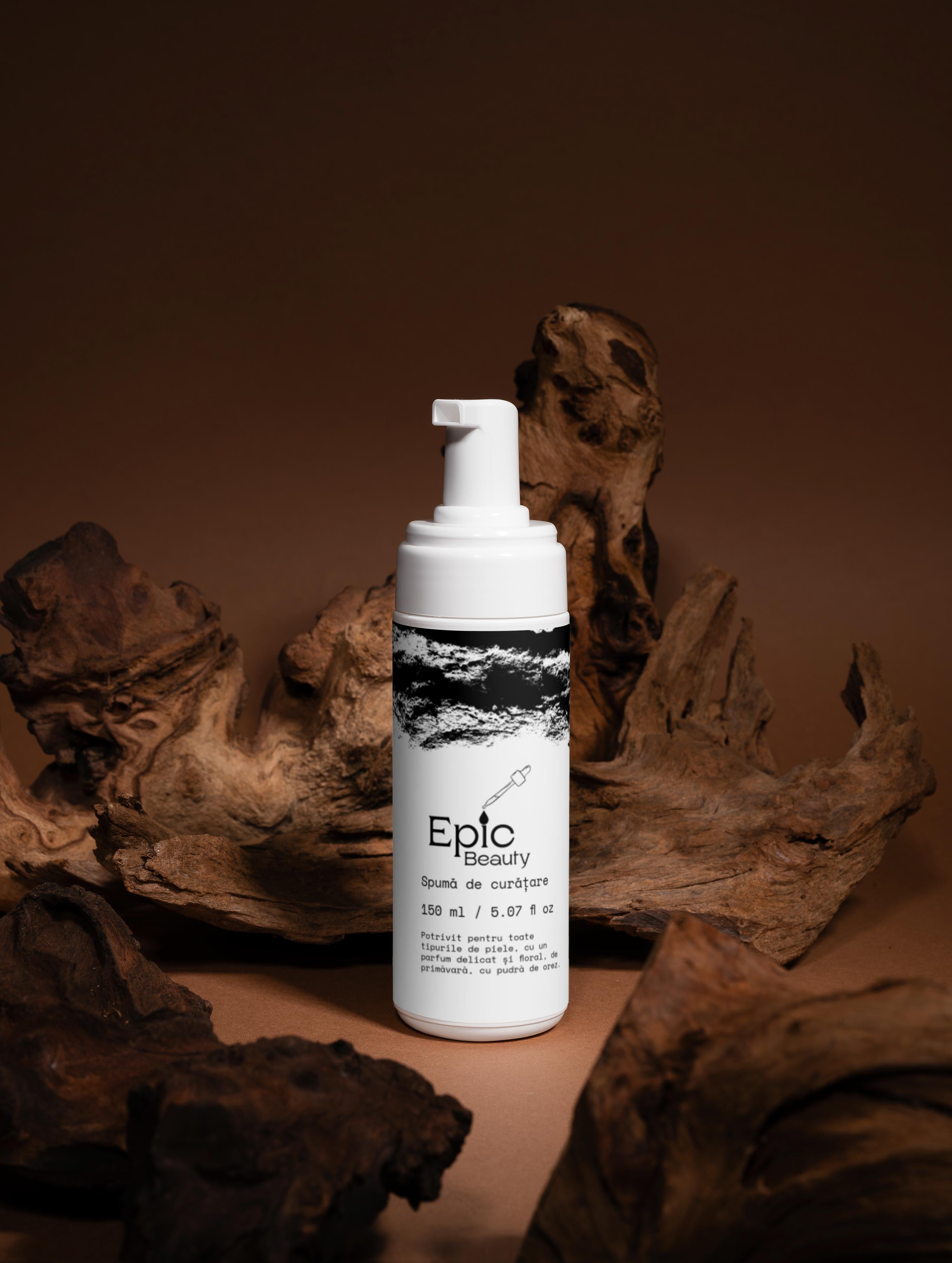 Spuma de curatare delicata pentru toate tipurile de ten - Epic Beauty