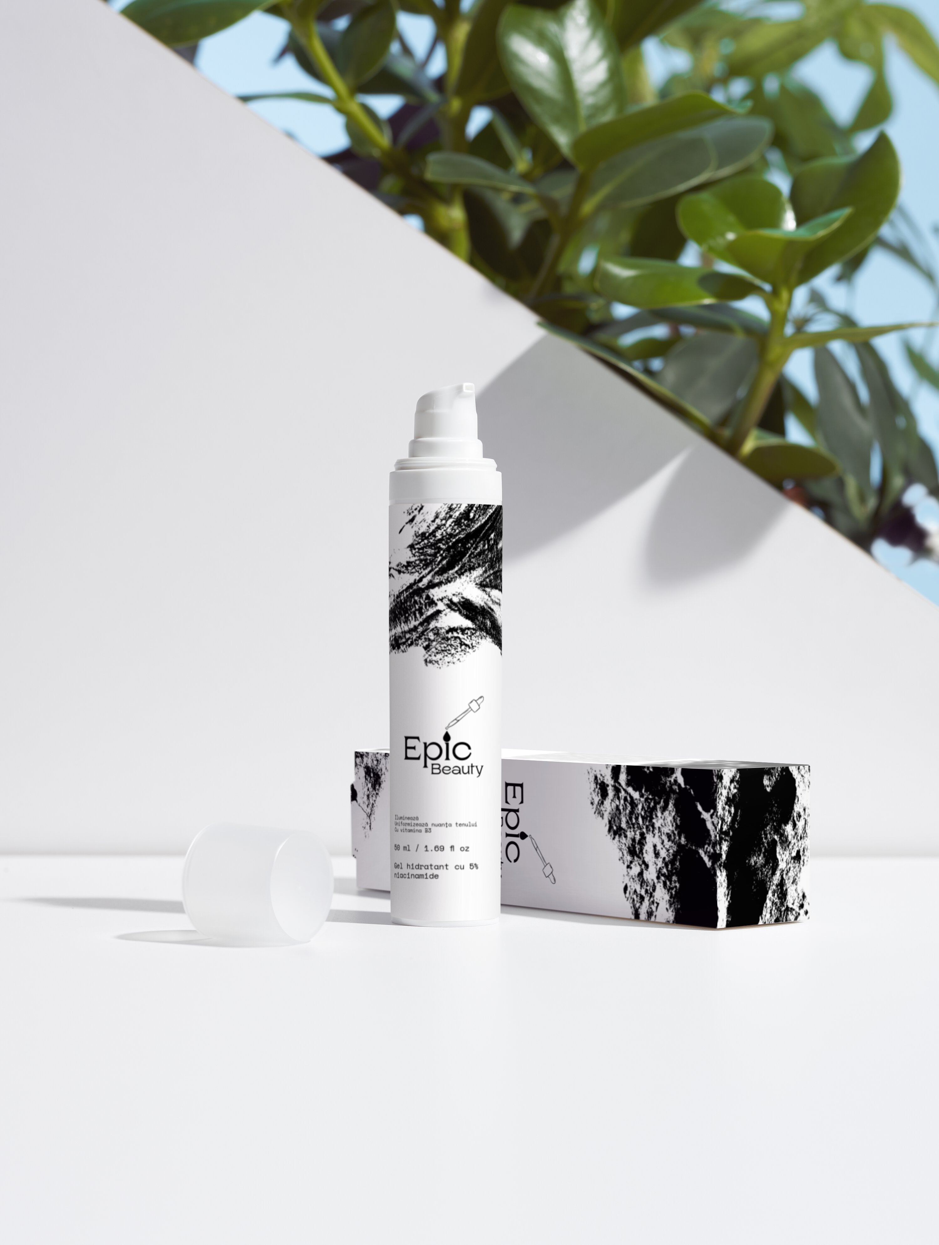 Gel hidratant cu 5% niacinamide