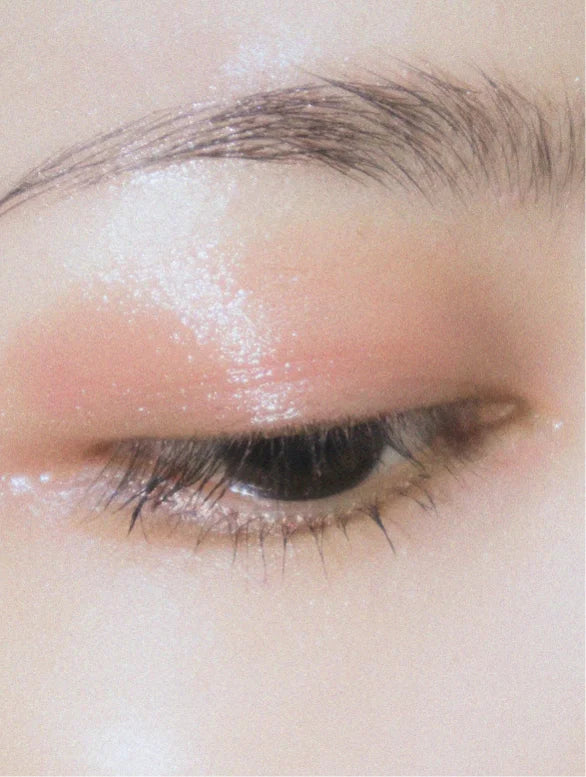 Cremă pentru conturul ochilor cu ceramide și acid hialuronic