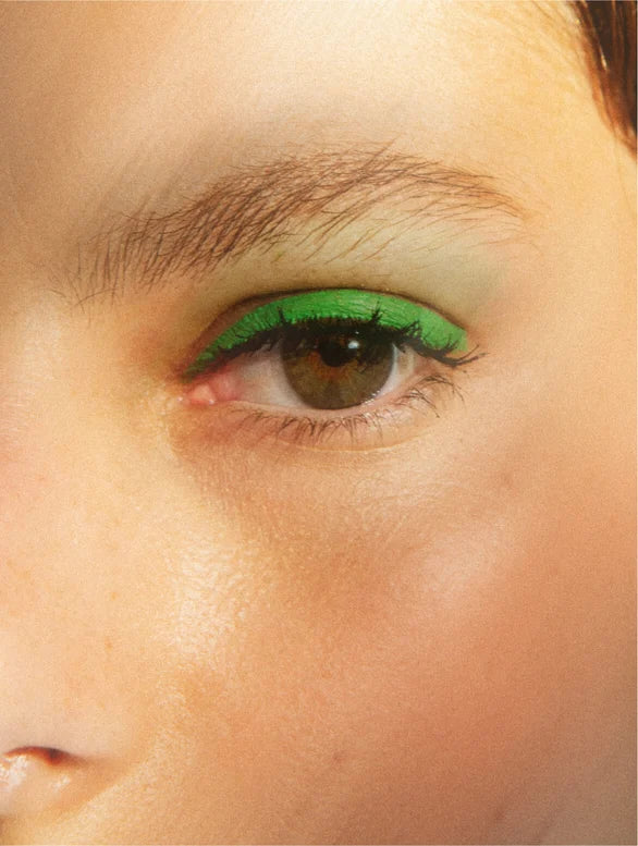 Cremă iluminatoare pentru conturul ochilor