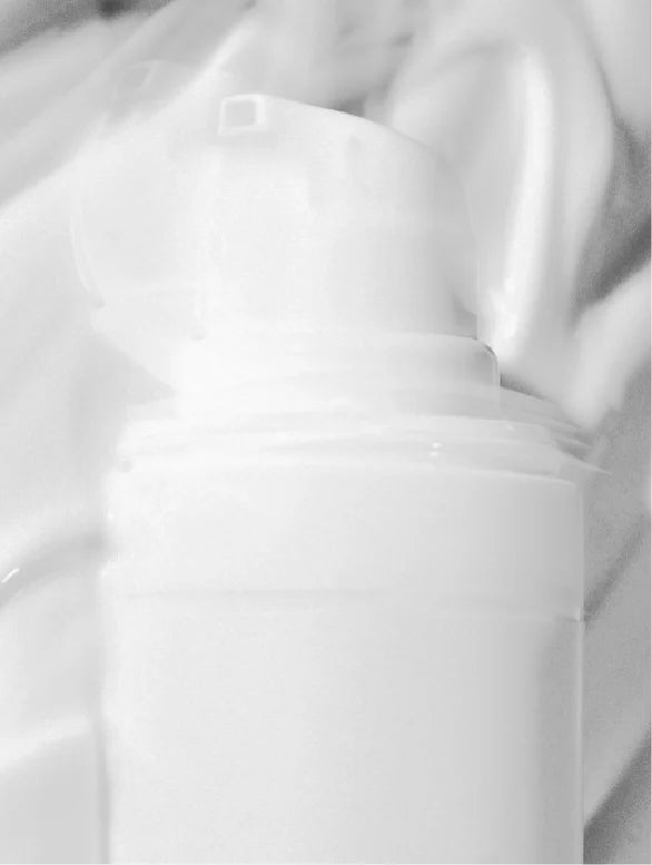 Cremă pentru conturul ochilor cu ceramide și acid hialuronic